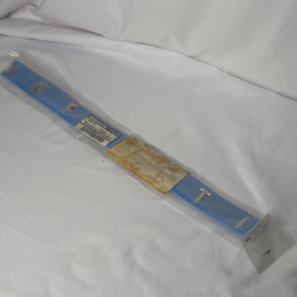 OEM Infiniti G35 Sedan Rear Emblem Badge 2003-2006 84894-AC000 NOS